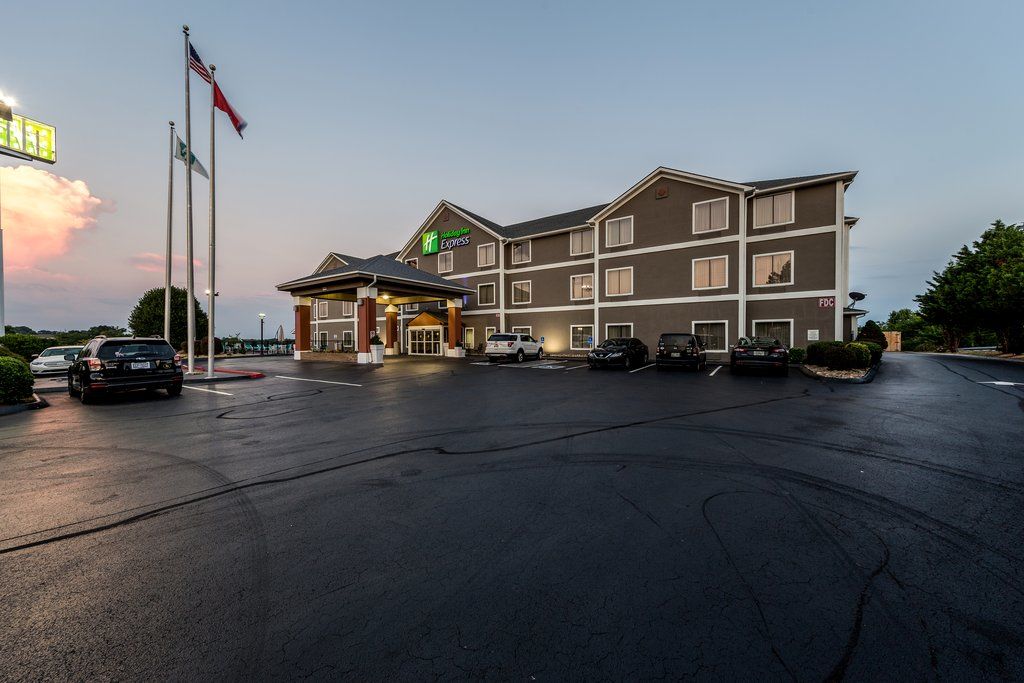 Holiday Inn Express Dandridge, An Ihg Hotel Екстериор снимка